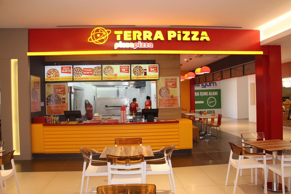 Türkiye’deki büyümesini sürdüren Terra Pizza & Pizza Pizza, yeni konsepti ile Alanyum AVM'de açıldı